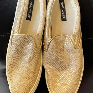 Nine West women shoe size 11